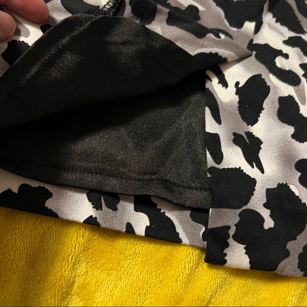 Cache Leopard Print Skirt - Picture 4 of 5